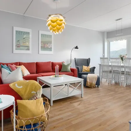 Leilighet Large 3br City With Amazing View, Family Friendly *