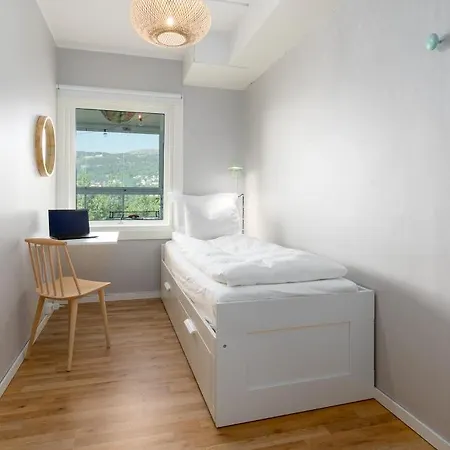 Large 3br City With Amazing View, Family Friendly